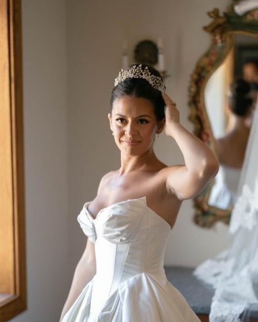 Jacqueline_looking_so_gorgeous_in_a_Swarovski_crystal_tiara_by_Bridal_Styles_Boutique