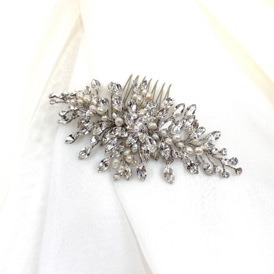thin crystal hair comb with pearl detailing