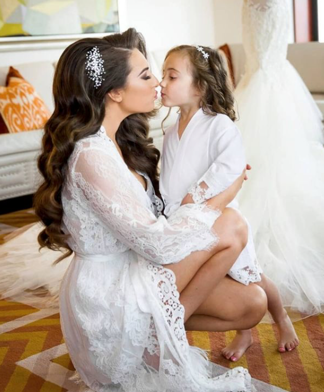 9 Times Our Brides Dazzled in Small Wedding Hair Combs