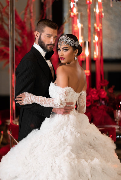 Caviar Dreams | Retro, Luxury Wedding + Bridal Style Inspo