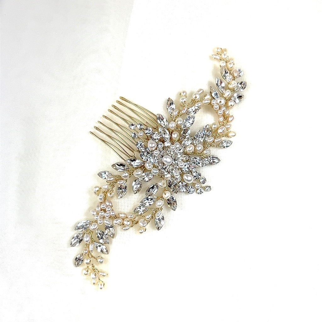 looping gold bridal hair comb with small sprays of round crystals and pearl detailing