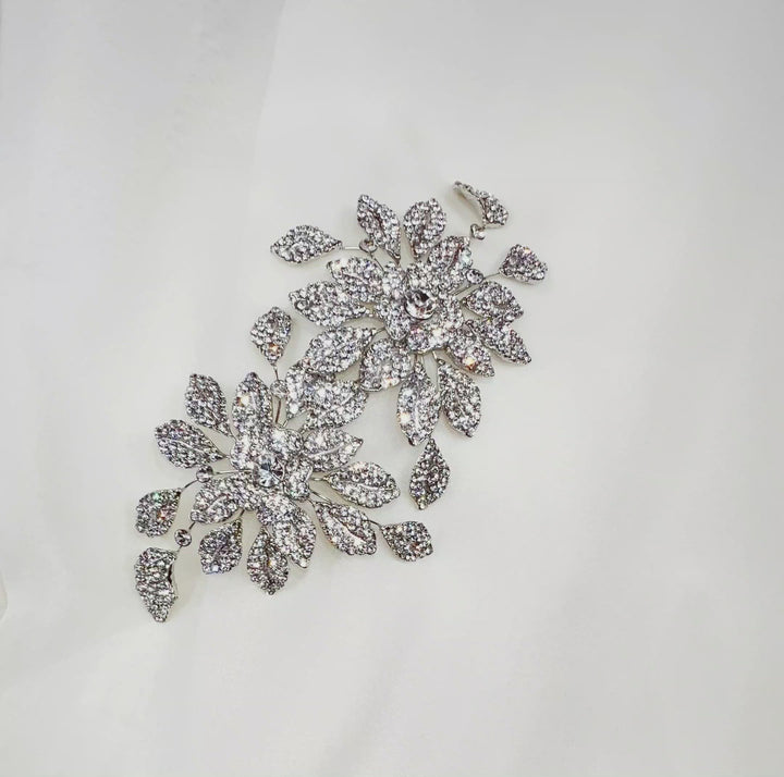 bridal hair comb with crystalized silver flowers and sparkling leaves